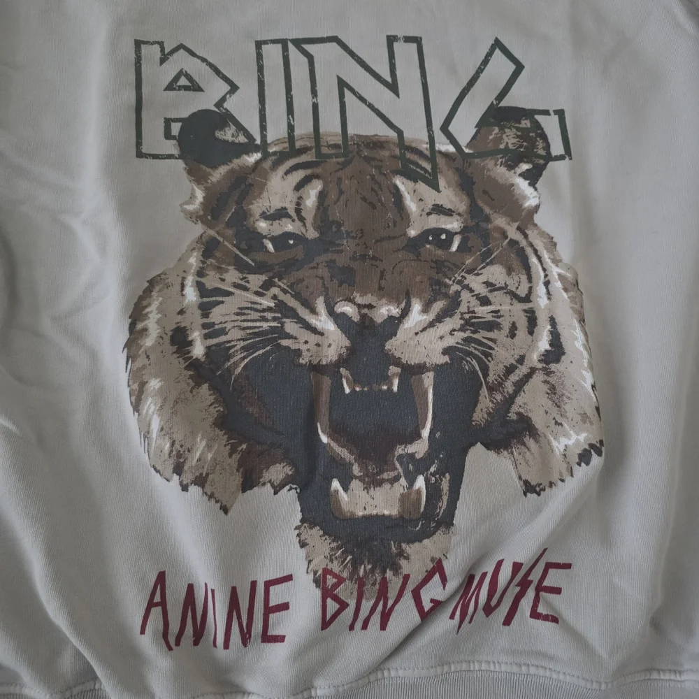 Anine Bing White Tiger Graphic Sweatshirt - Picture 4 of 9